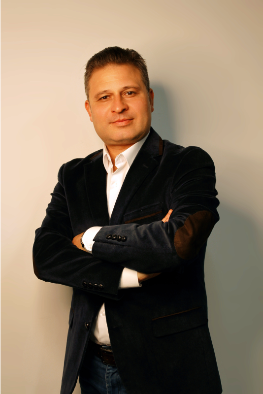<strong>Rashid Habilov</strong><br>Site Manager